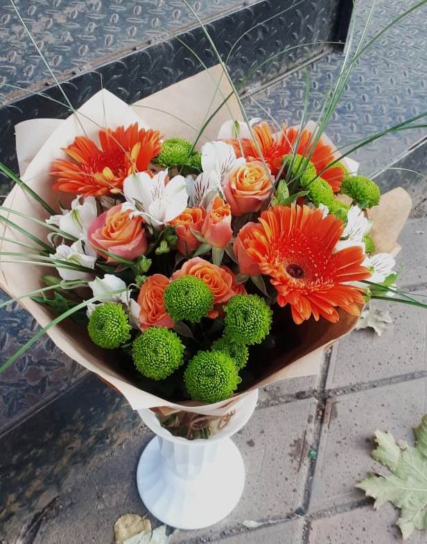 Букет цветов из: Герберы, Хризантемы, Альстромерии и Розы в Константиновской Ставропольского края