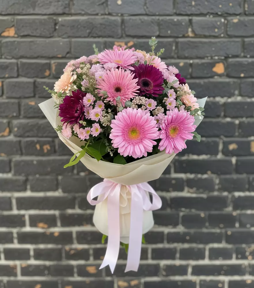 Букет цветов из: Герберы и Хризантемы в Константиновской Ставропольского края