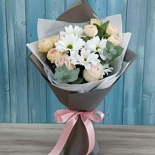 Букет цветов из:  Хризантемы и Розы в Константиновской Ставропольского края