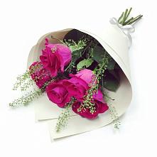 Букет цветов из:  Розы в Константиновской Ставропольского края