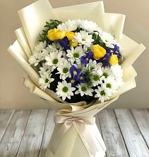 Букет цветов из:  Ирисы, Хризантемы и Розы #REPLACE_PRED# Константиновской Ставропольского края