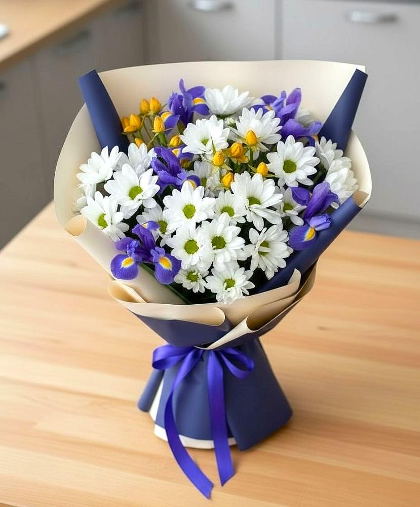 Букет цветов из: Розы, Ирисы и Хризантемы в Константиновской Ставропольского края