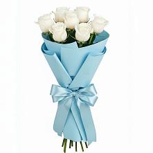 Букет 7 белых роз Проуд в Константиновской Ставропольского края