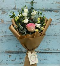 Букет цветов из:  Розы и Лизиантусы в Константиновской Ставропольского края