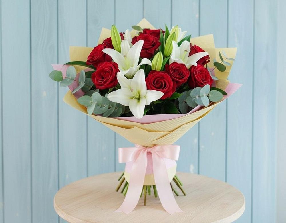 Букет цветов из: Лилии и Розы в Константиновской Ставропольского края